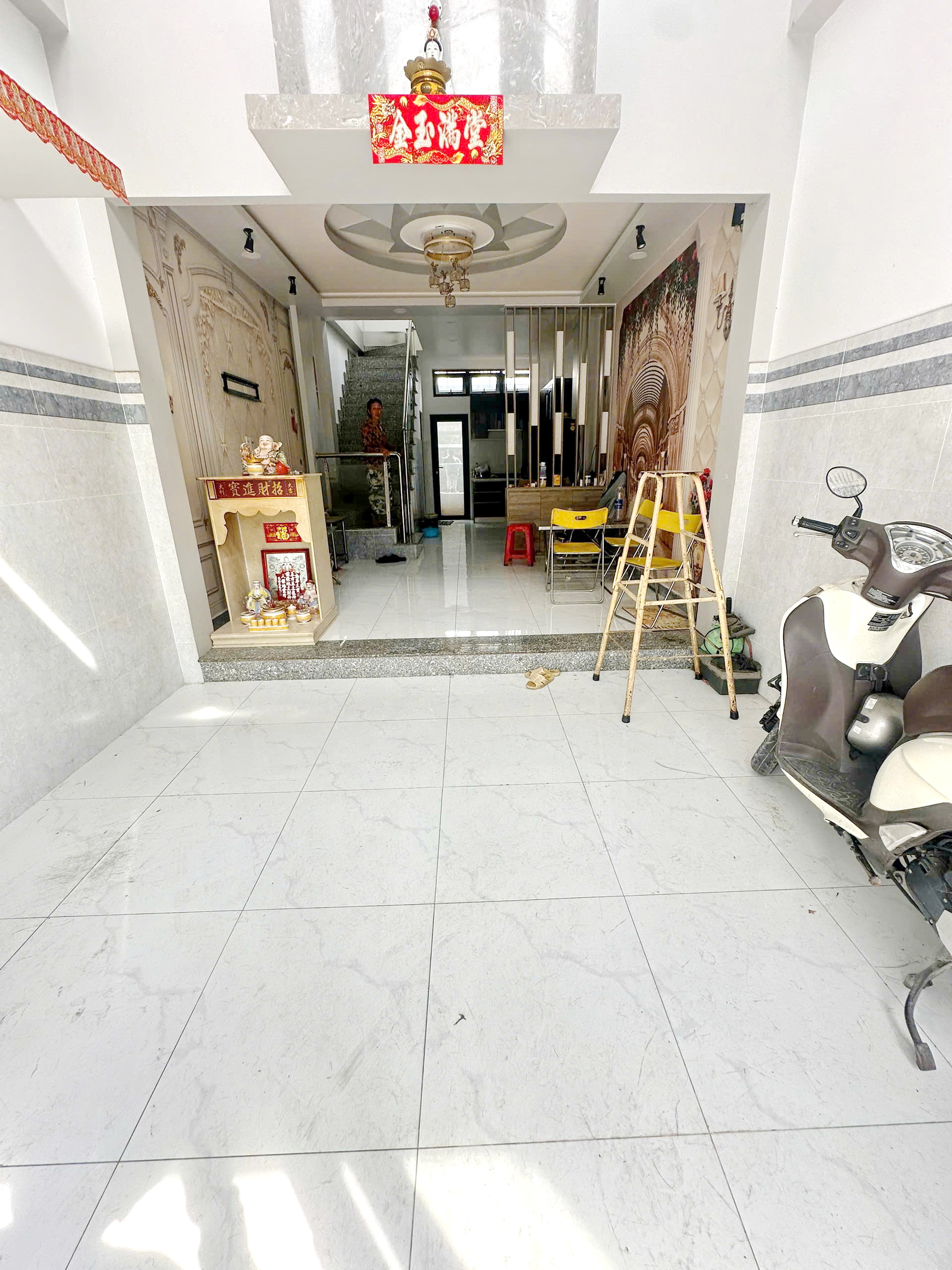 Bán nhà 3 lầu hẻm 4m đường Bùi Minh Trực P.5 Quận 8